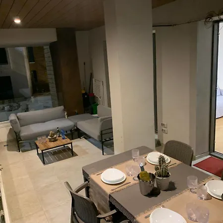 Venere Smeralda Living Apartment