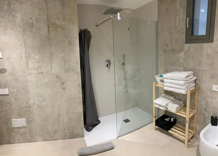 Venere Smeralda Living * Όλμπια